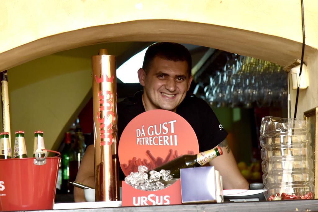 Da Vinci Hotel Brasov Ngoại thất bức ảnh