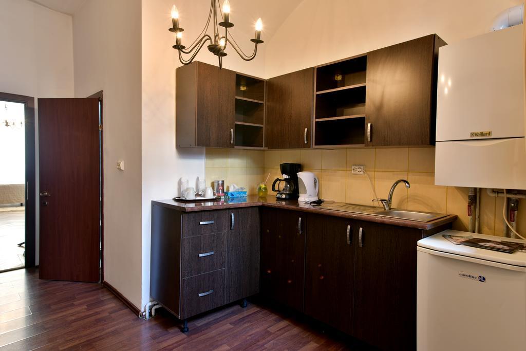 Da Vinci Hotel Brasov Ngoại thất bức ảnh