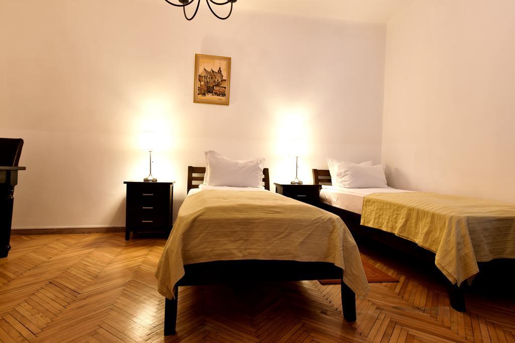 Da Vinci Hotel Brasov Ngoại thất bức ảnh