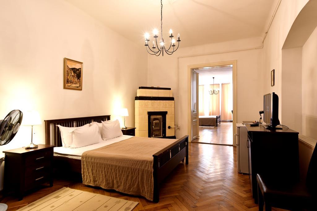 Da Vinci Hotel Brasov Ngoại thất bức ảnh